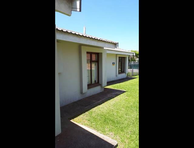 3 BEDROOM HOUSE FOR SALE IN PLETTENBERG BAY